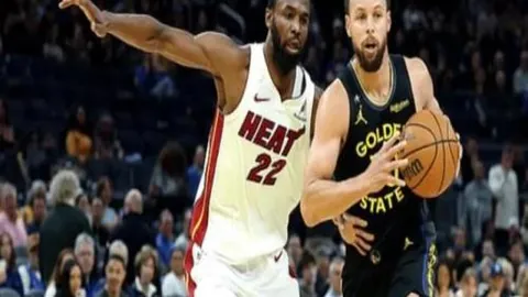 意大利同行赞誉！马卡报道：安切洛蒂下周一周将荣获意大利“金板凳奖”