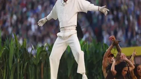 巴黎战神再展雄风，12胜9辉煌战绩，里尔能否抵挡这股火热势头？